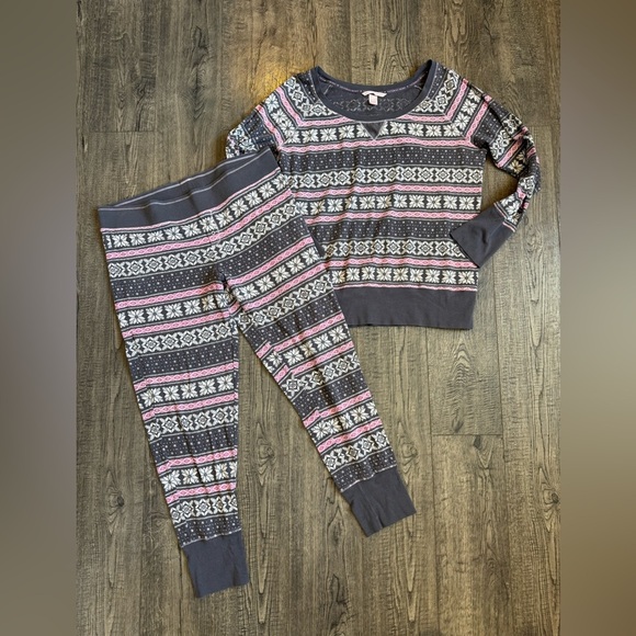 Victorias Secret Snowflake Pajama Set - Picture 1 of 6